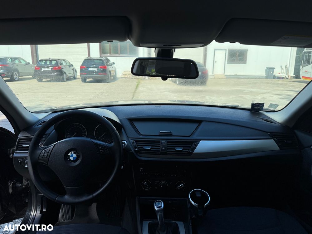 BMW X1 sDrive18d - 8