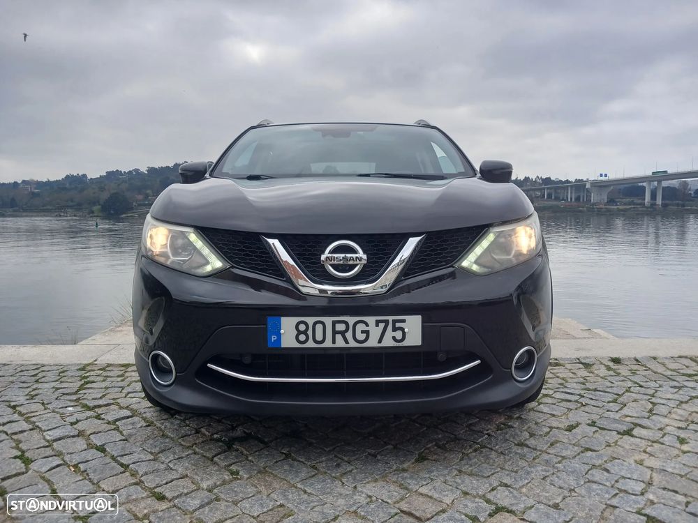 Nissan Qashqai 1.6 dCi N-Connecta 18 - 19