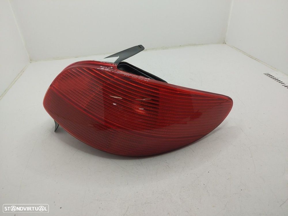 Farolim Stop Dto Peugeot 206 (2A/C) - 1