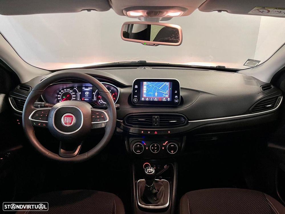 Fiat Tipo 1.3 M-Jet Easy J17 - 2