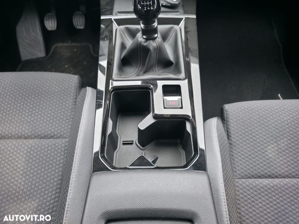 Opel Astra 1.2 Turbo Edition - 17