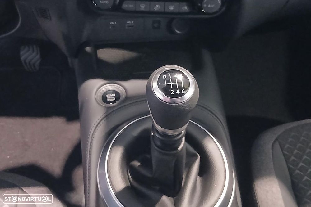 Nissan Juke 1.0 DIG-T N-Connecta - 10