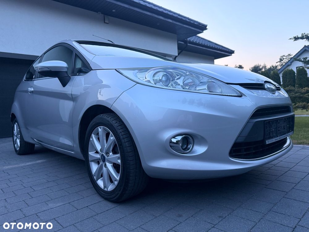 Ford Fiesta 1.4 Ghia - 9