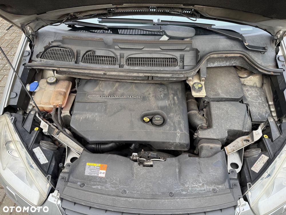 Ford C-MAX 2.0 TDCi Titanium - 28