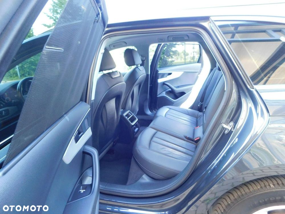 Audi A4 Avant - 13