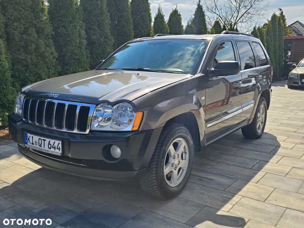 Jeep Grand Cherokee - 1
