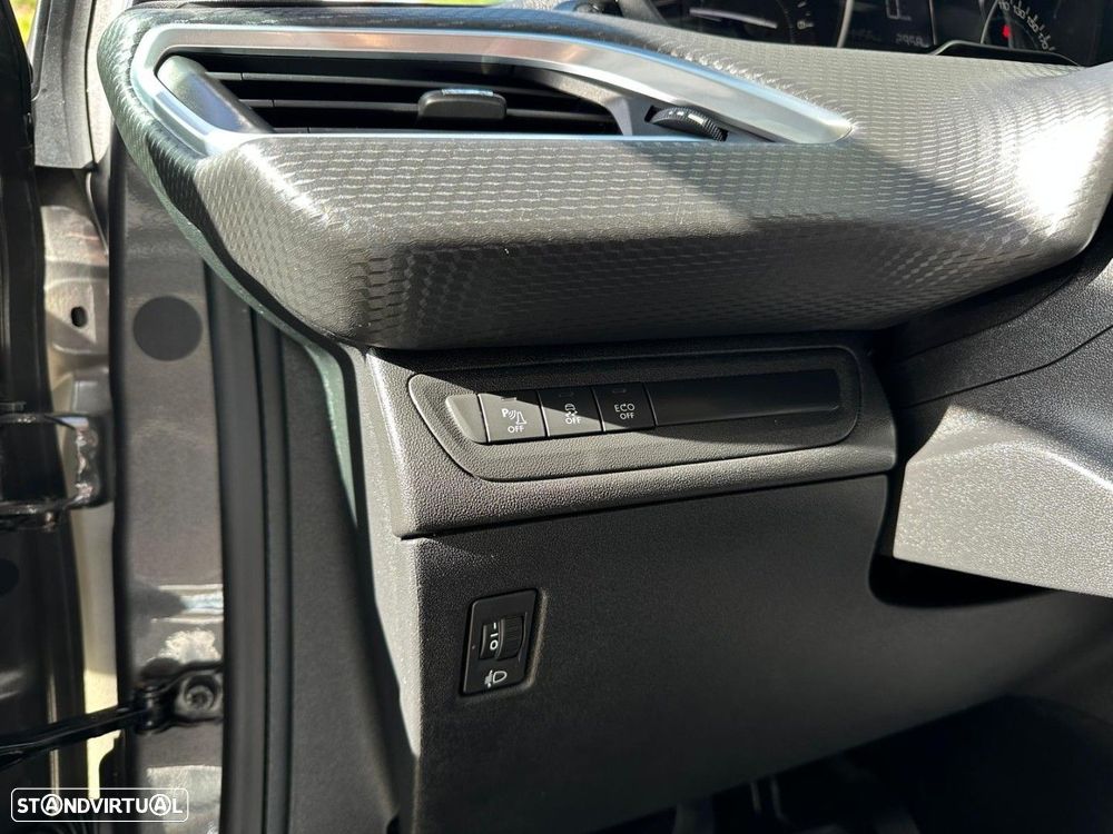 Peugeot 2008 PureTech 110 Stop&Start Style - 16