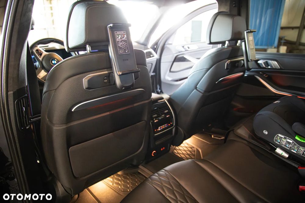 BMW X7 - 15