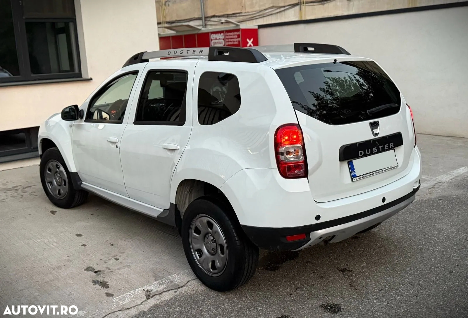 Dacia Duster 1.5 dCi 4x2 Laureate - 3