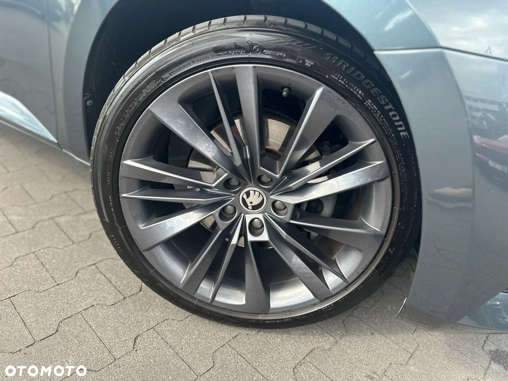 Skoda Superb 1.5 TSI Ambition DSG - 15