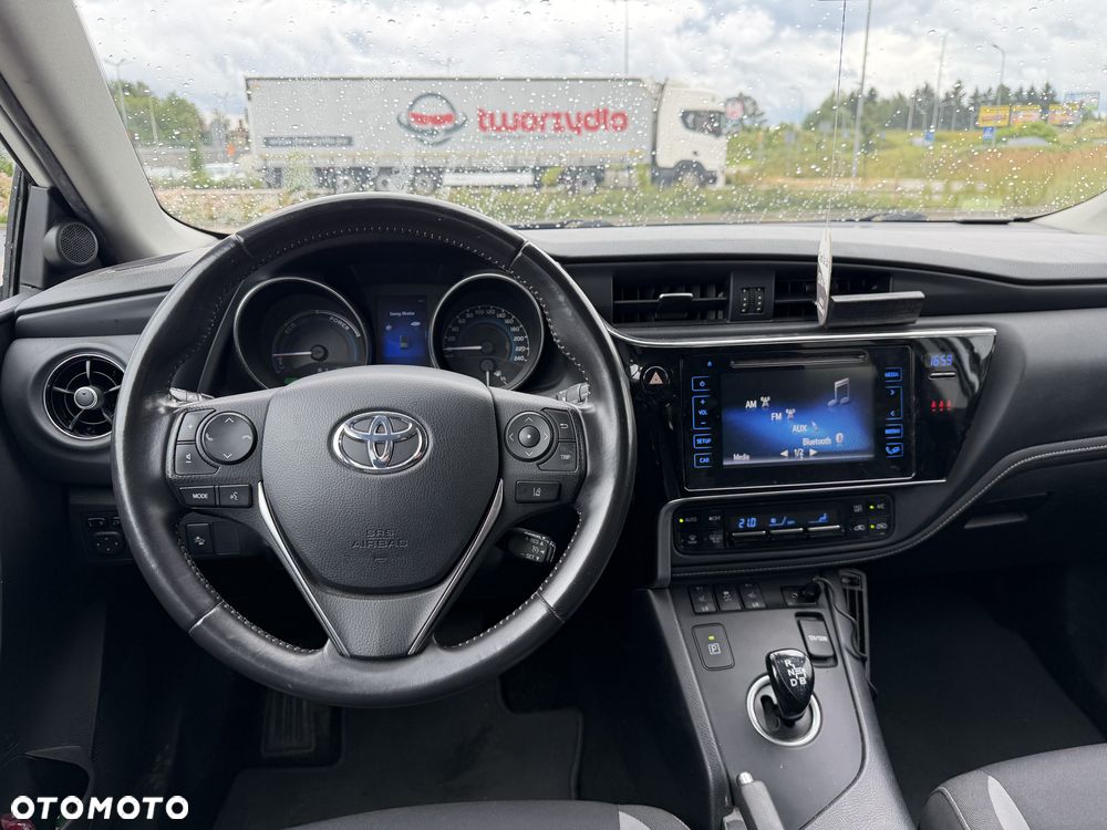 Toyota Auris 1.8 HSD Luna - 9
