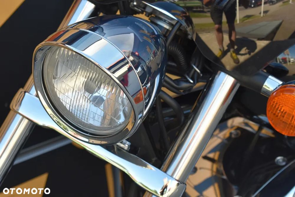Honda VTX - 22