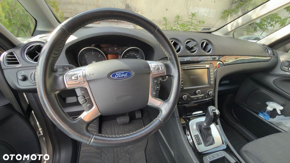 Ford Galaxy 2.0 TDCi Titanium - 15