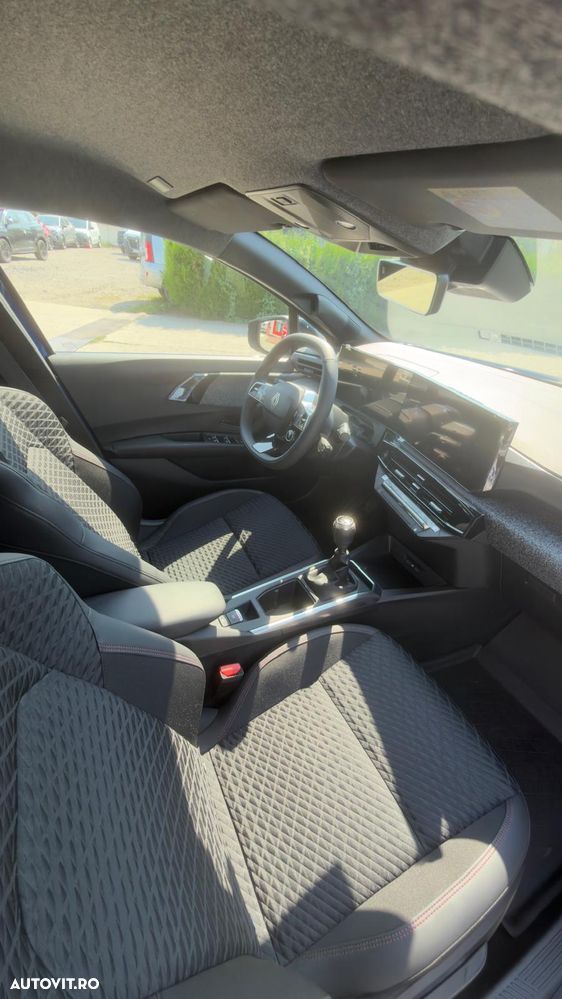 Renault Clio VI TCe 115 Techno - 3