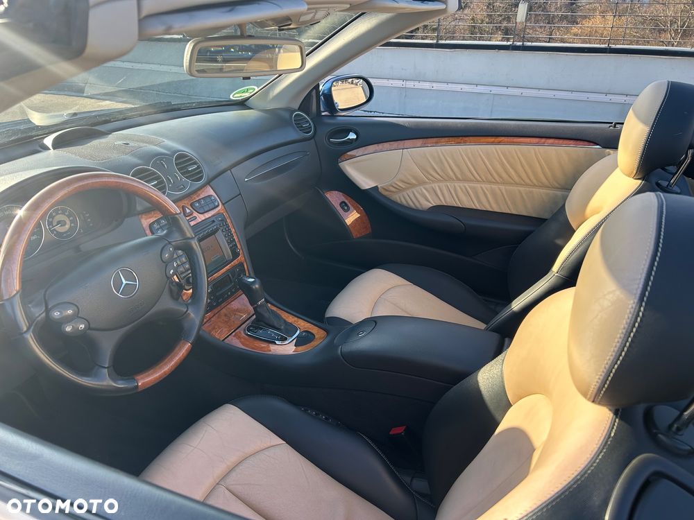 Mercedes-Benz CLK 320 Elegance - 17