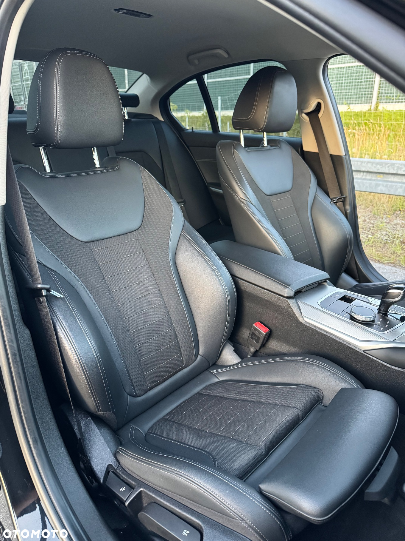 BMW Seria 3 330e Sport - 17