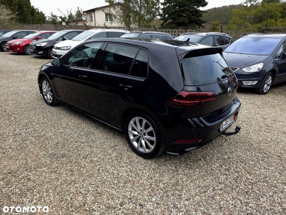 Volkswagen Golf - 4