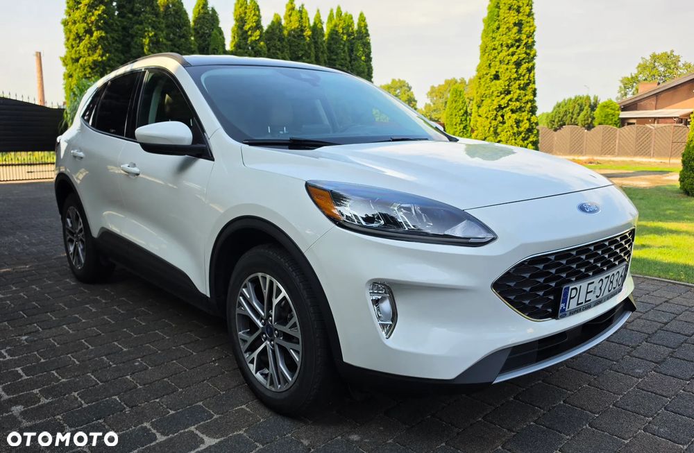 Ford Kuga - 3