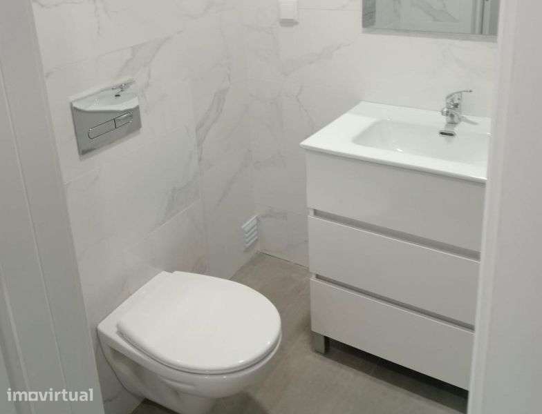 Apartamento T0 Lisboa - Grande imagem: 2/7