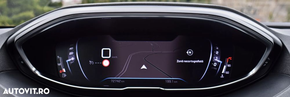 Peugeot 3008 PureTech 130 Stop & Start GPF Allure - 32