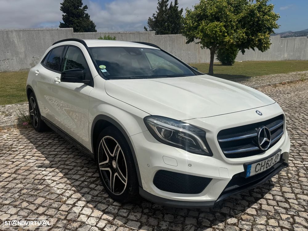 Mercedes-Benz GLA 220 CDI 7G-DCT AMG Line - 3