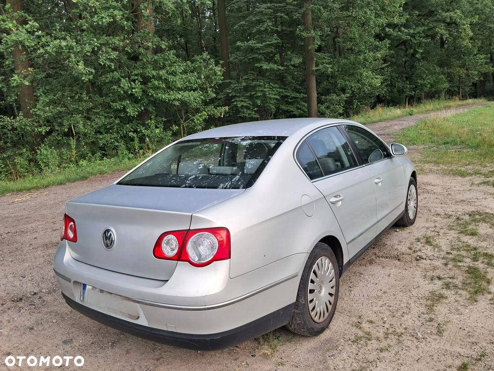 Volkswagen Passat - 6