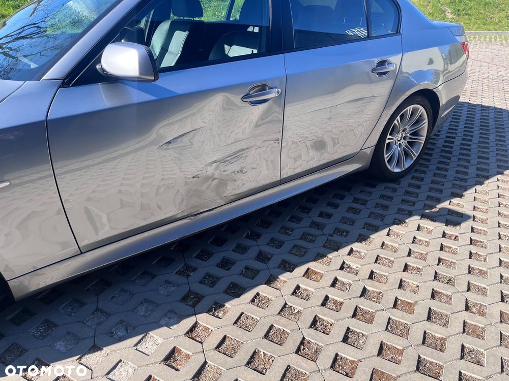 BMW Seria 5 540i - 8