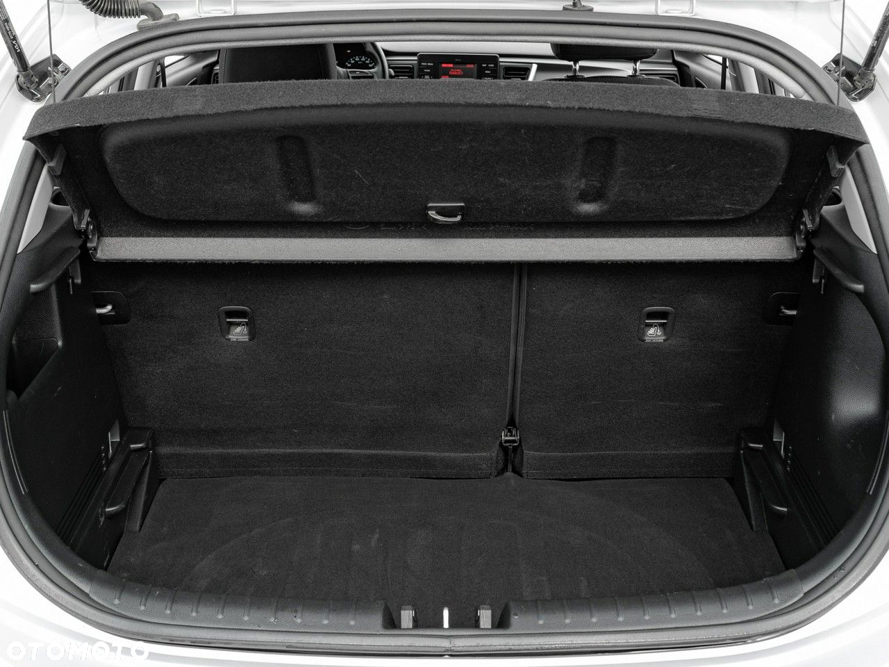 Kia Rio 1.2 M - 29