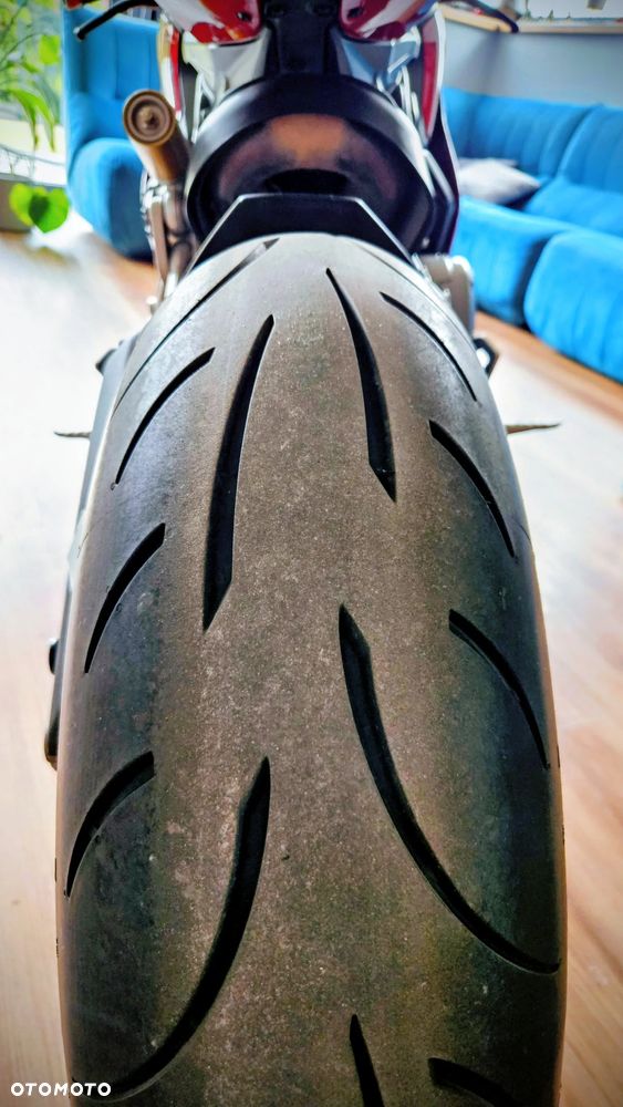 Ducati Panigale 899 - 11