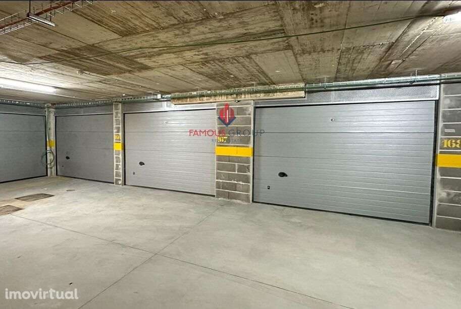 Garagem em Boxe - Portimão - Grande imagem: 2/7