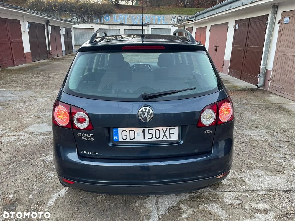 Volkswagen Golf - 14