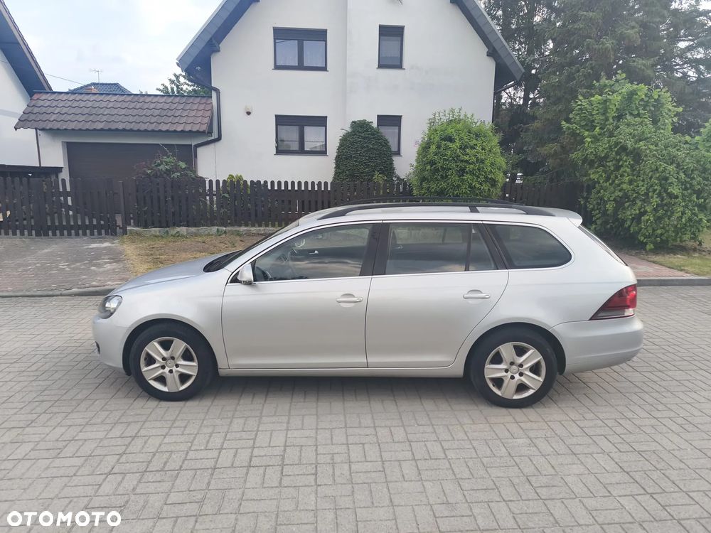 Volkswagen Golf 1.6 TDI DPF Highline - 4