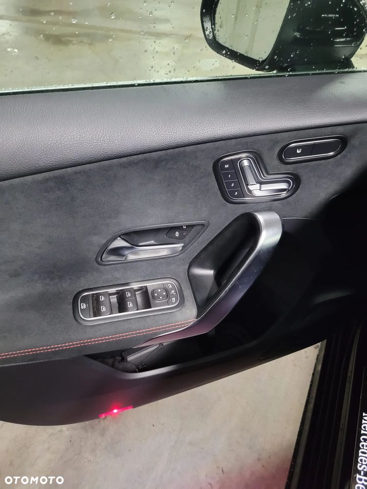 Mercedes-Benz Klasa A 200 Edycja specjalna 7G-DCT - 7