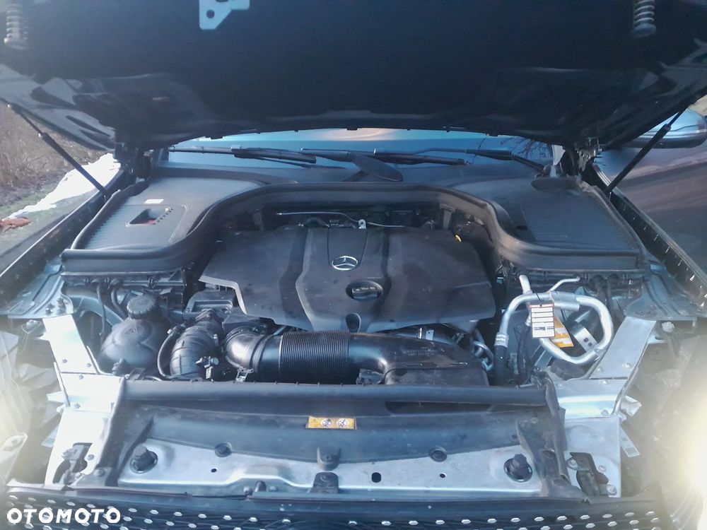 Mercedes-Benz GLC 250 d 4Matic 9G-TRONIC - 11