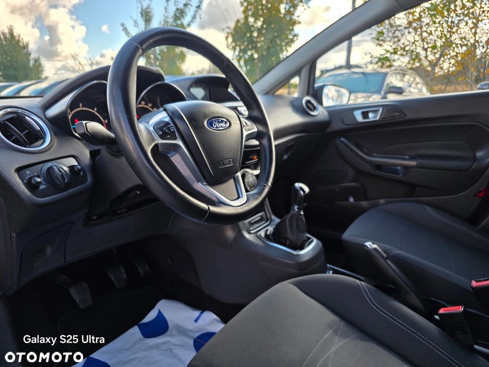 Ford Fiesta - 31