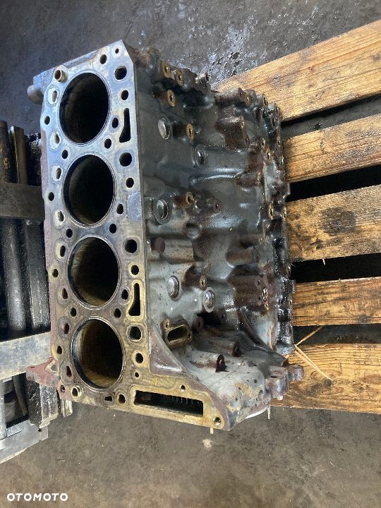 BLOK SILNIKA RENAULT GAMA D VOLVO FL DTI 5 240 EURO6