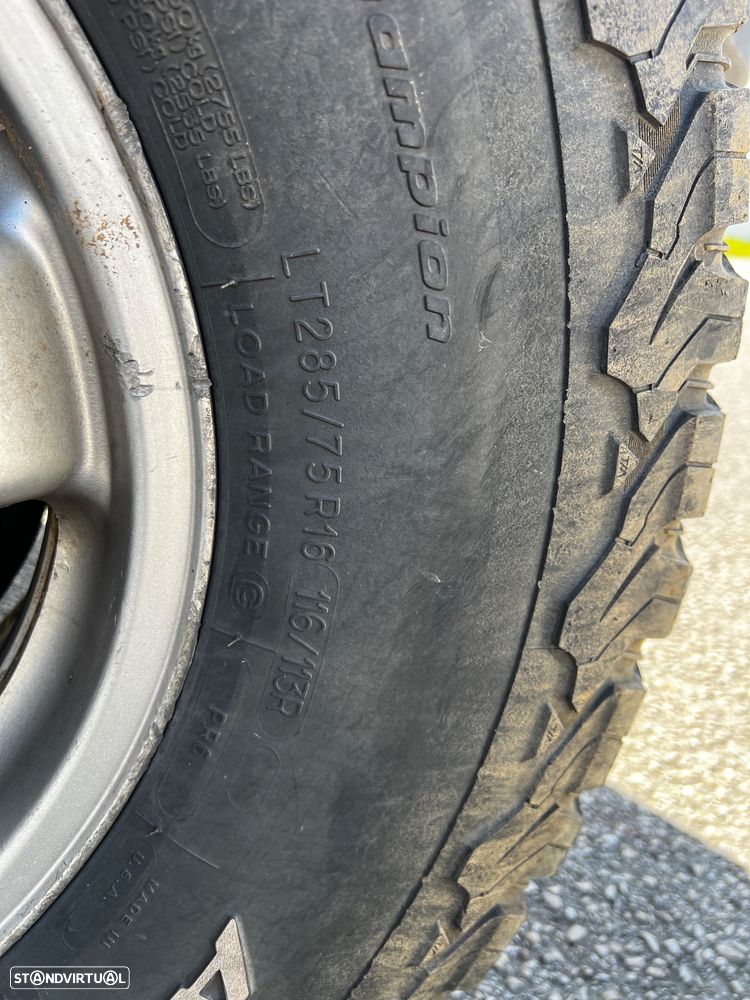 Land Rover Discovery - 12