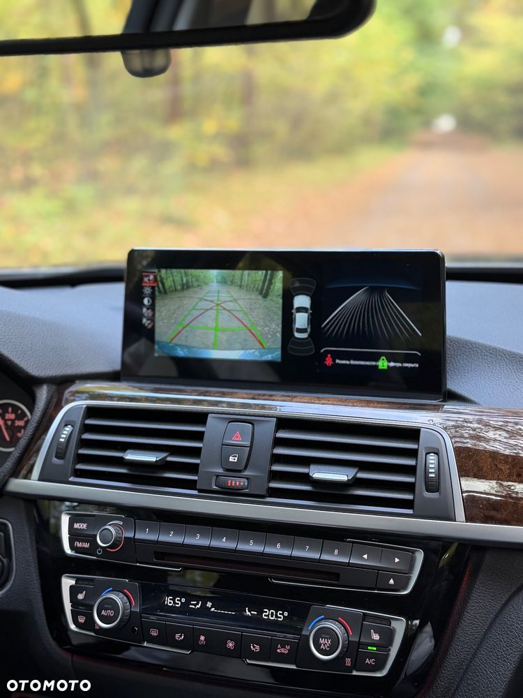BMW Seria 3 320i GPF xDrive M Sport Shadow - 22