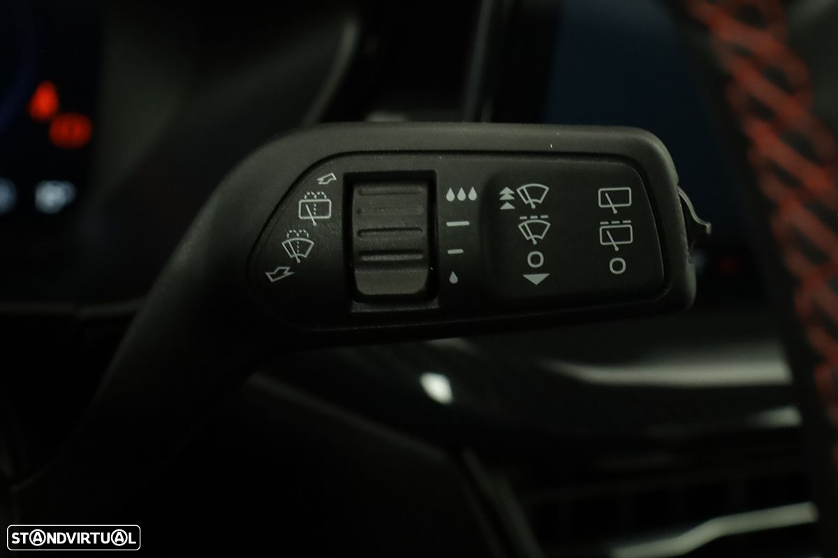 Ford Focus - 18