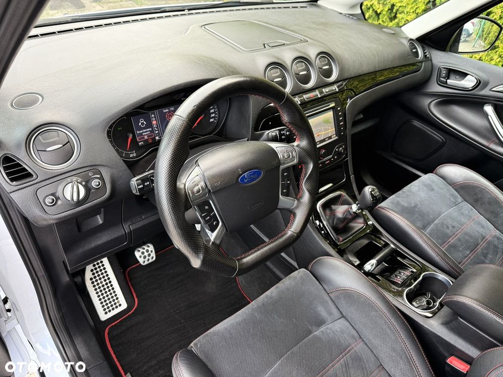 Ford S-Max - 23