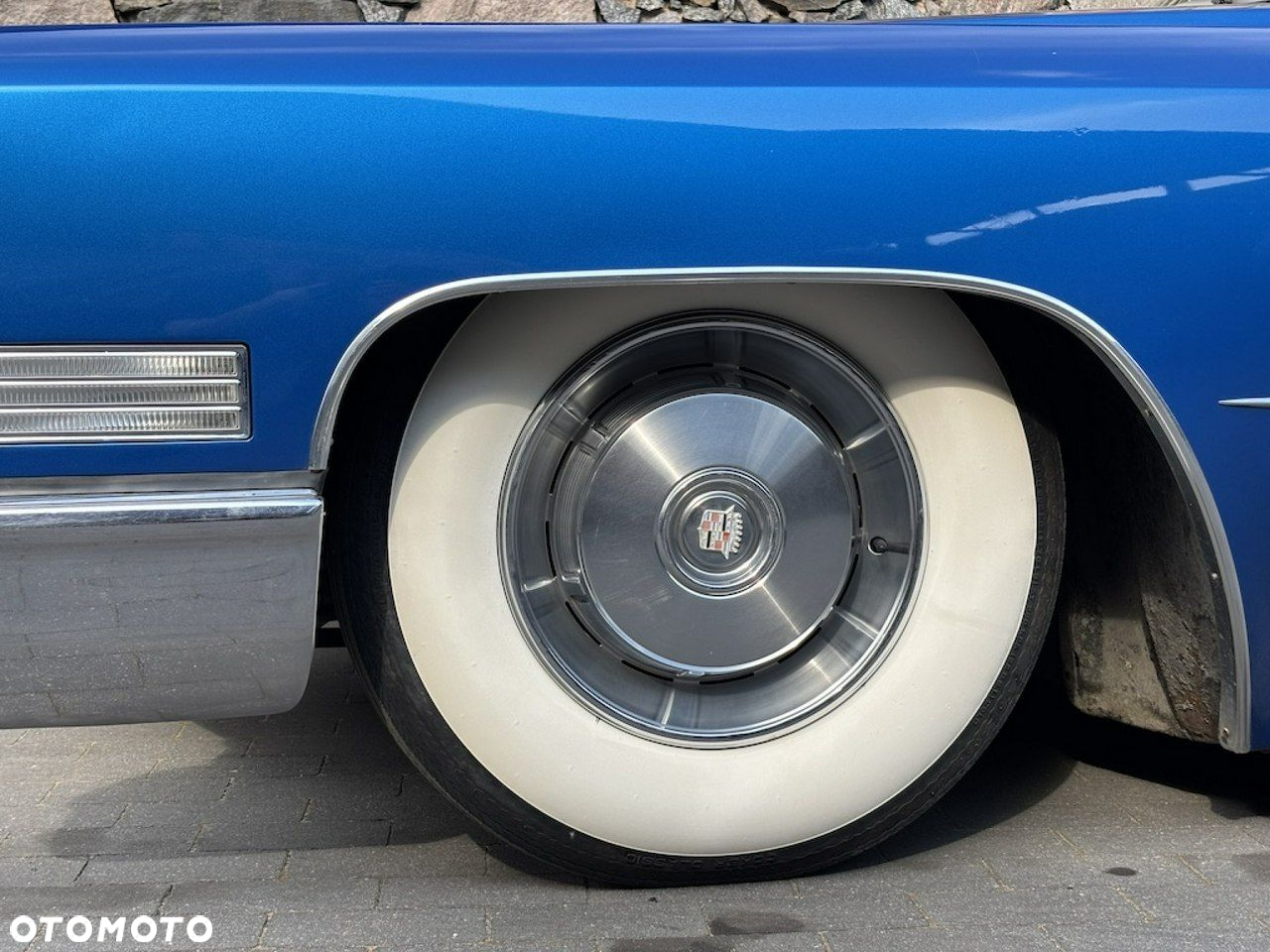 Cadillac Deville - 20