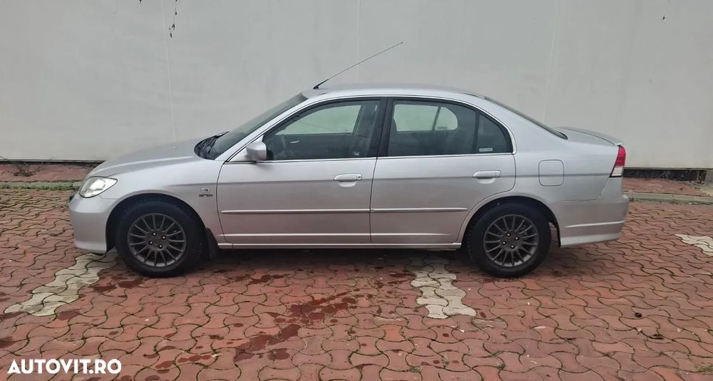 Honda Civic 1.3 i-DSi IMA (Hybrid) - 2