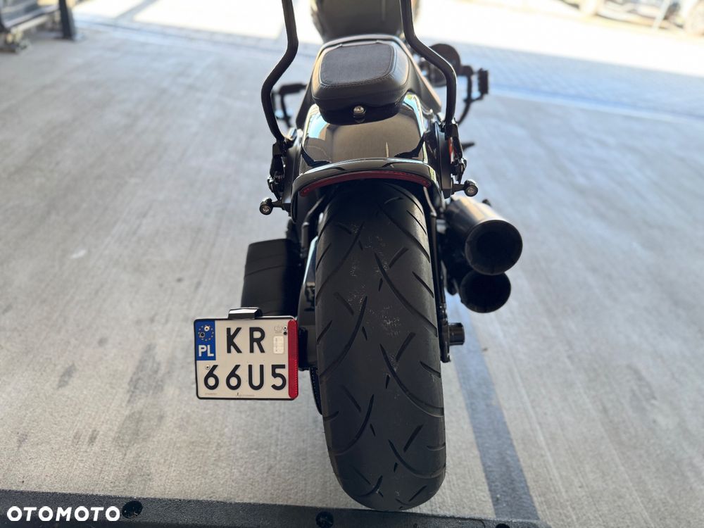 Harley-Davidson Softail Fat Bob - 4