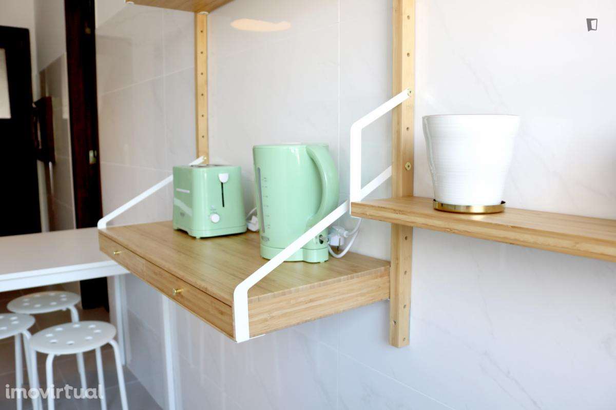 Quarto - localizado em Lumiar Lisbon - Grande imagem: 5/21