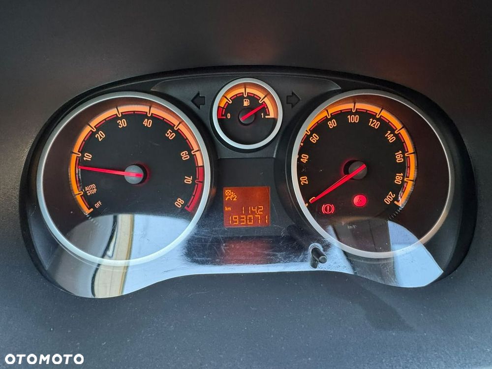 Opel Corsa - 21