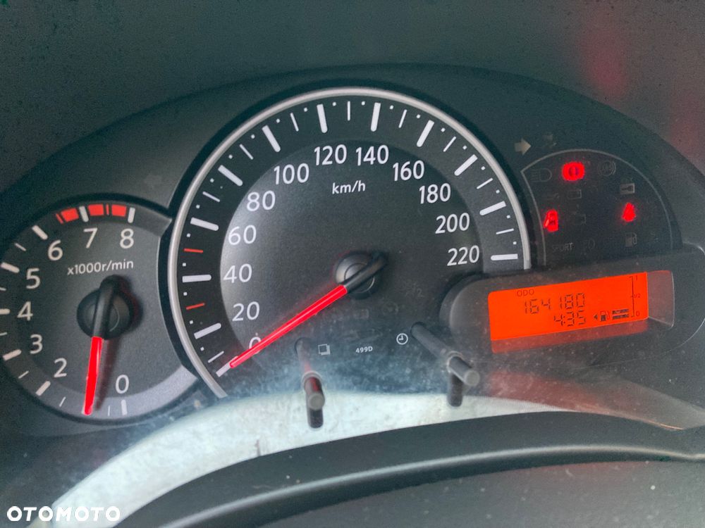 Nissan Micra - 5