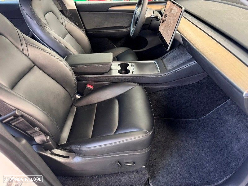 Tesla Model Y RWD - 49