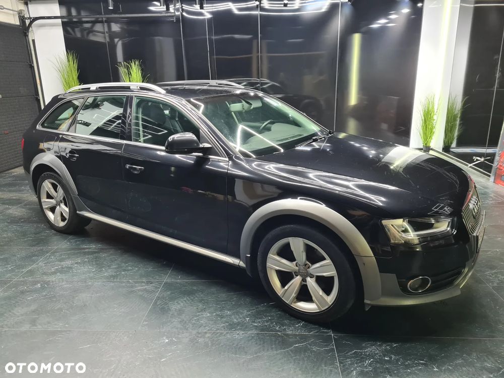 Audi A4 Allroad 2.0 TDI DPF S tronic - 1