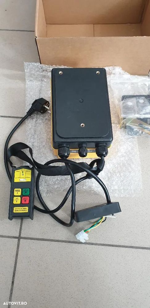 cutie de comanda cu telecomanda fara fir pentru trolii industriale, palane, electropalane, macara - 3