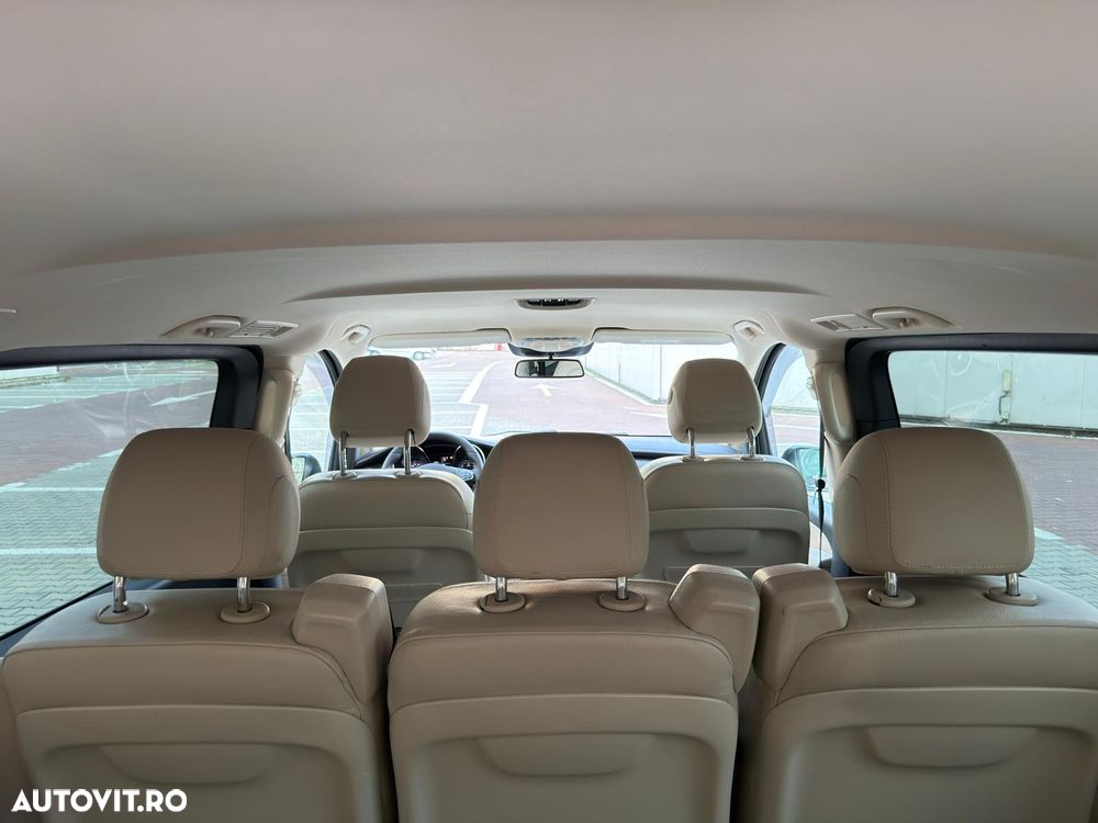 Mercedes-Benz V 250 (BlueTEC) d lang 4Matic 7G-TRONIC Avantgarde Edition - 6